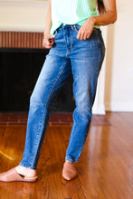 Load image into Gallery viewer, Judy Blue Everyday Dark Denim Slim Fit High Rise Jeans