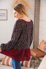 Load image into Gallery viewer, Wine Ditzy Floral Front Tie Ruffle Hem Top