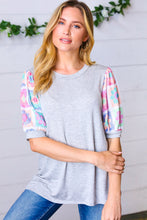 Load image into Gallery viewer, Grey Floral Crochet Print Puff Sleeve Top