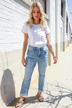 Load image into Gallery viewer, Judy Blue High-Rise Boyfriend Cuffed Hem Star Pocket Jeans