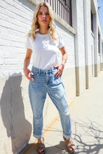 Load image into Gallery viewer, Judy Blue High-Rise Boyfriend Cuffed Hem Star Pocket Jeans