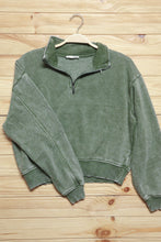 Load image into Gallery viewer, Olive Half Zip Cropped Pullover Sweater
