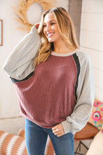 Load image into Gallery viewer, Mauve &amp; Gray Raglan Reverse Stitch Knit Top
