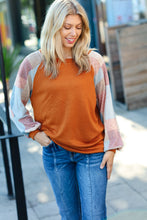 Load image into Gallery viewer, Rust Multicolor Print Textured Knit Top
