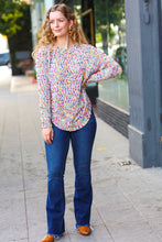 Load image into Gallery viewer, Eclectic Ivory Popcorn Rounded Hem Shirttail Pullover Sweater

