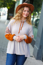 Load image into Gallery viewer, Taupe &amp; Rust Turtleneck Babydoll Terry Top
