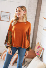 Load image into Gallery viewer, Rust Floral Stripe Bubble Sleeve Hacci Top
