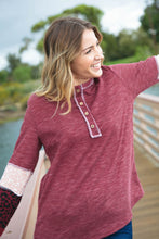 Load image into Gallery viewer, Burgundy Thermal Floral Leopard Color Block Top
