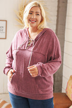 Load image into Gallery viewer, Mauve Two-Tone Leopard Print Lace Up Hoodie
