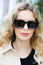 Load image into Gallery viewer, Tortoise Shell Thick Frame Rectangle Sunglasses
