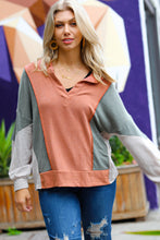 Load image into Gallery viewer, Weekend Bliss Rust &amp; Olive Collared Terry Color Block Top
