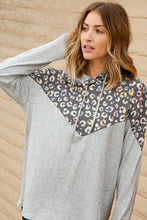 Load image into Gallery viewer, Leopard Chevron Color Block Hoodie
