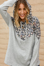 Load image into Gallery viewer, Leopard Chevron Color Block Hoodie
