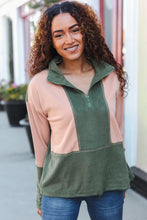 Load image into Gallery viewer, Holiday Vibes Taupe/Green Fleece Zip Up Cinched Hem Pullover
