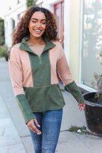 Load image into Gallery viewer, Holiday Vibes Taupe/Green Fleece Zip Up Cinched Hem Pullover
