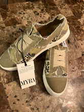 Load image into Gallery viewer, Myra Camo Slip Canvas Sneakers
