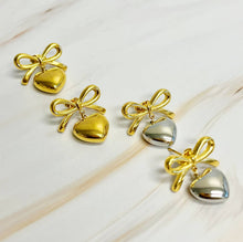 Load image into Gallery viewer, Ellison+Young - Mini Bow Mini Heart Earrings
