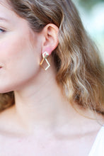 Load image into Gallery viewer, Pretty in Gold Rectangular Rhinestone Studded Earrings
