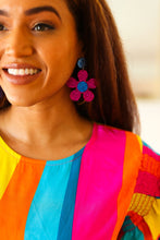 Load image into Gallery viewer, Blue &amp; Magenta Glitter Mod Daisy Earrings
