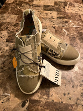 Load image into Gallery viewer, Myra Camo Slip Canvas Sneakers
