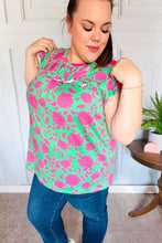 Load image into Gallery viewer, Sassy Green &amp; Fuchsia Floral Ruffle Short Sleeve Yoke Top
