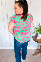 Load image into Gallery viewer, Sassy Green &amp; Fuchsia Floral Ruffle Short Sleeve Yoke Top
