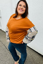 Load image into Gallery viewer, Ginger Hacci Drop Shoulder Paisley Bubble Sleeve Top
