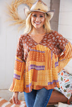 Load image into Gallery viewer, Boho V Neck Crinkle Floral Woven Babydoll Top
