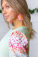 Load image into Gallery viewer, Rose Handwoven Straw Flower Dangle Earrings
